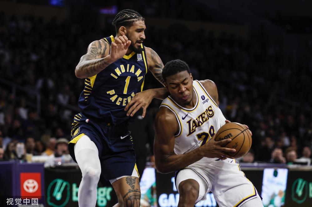 全场观众的 全场观众的