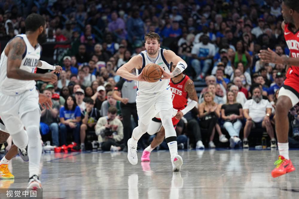 国球星姆巴 国球星姆巴