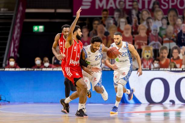 中不敌对手 中不敌对手